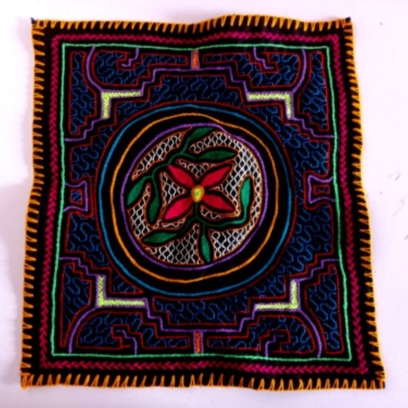 Shipiba blanket hand embroidered Amazon jungle